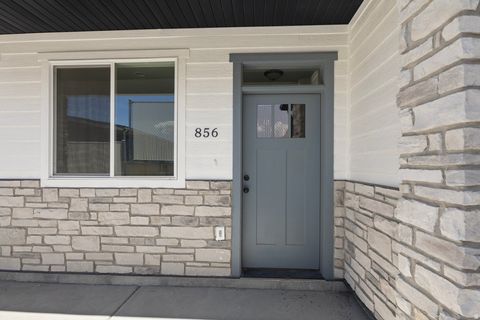 856 E 250 N Hyrum UT 84319