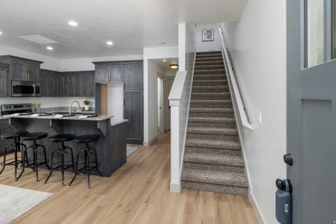 Townhouse For Sale - 856 E 250<br/> Cache County, Hyrum, UT 84319