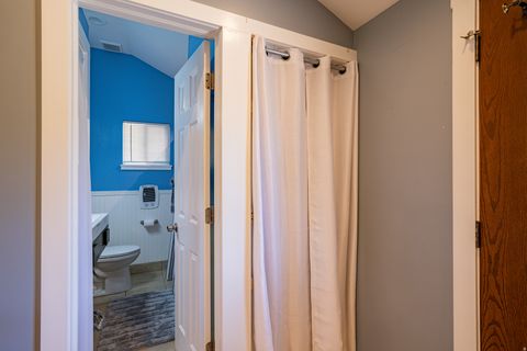 Tiny photo for 2315 E 6600 S, Cottonwood Heights, UT 84121 (MLS # 2147248)