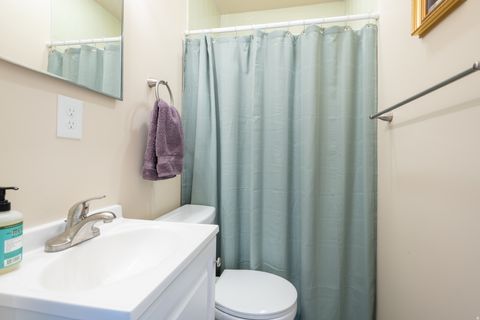 Tiny photo for 2315 E 6600 S, Cottonwood Heights, UT 84121 (MLS # 2147248)