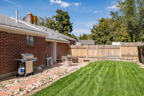 Tiny photo for 2315 E 6600 S, Cottonwood Heights, UT 84121 (MLS # 2147248)