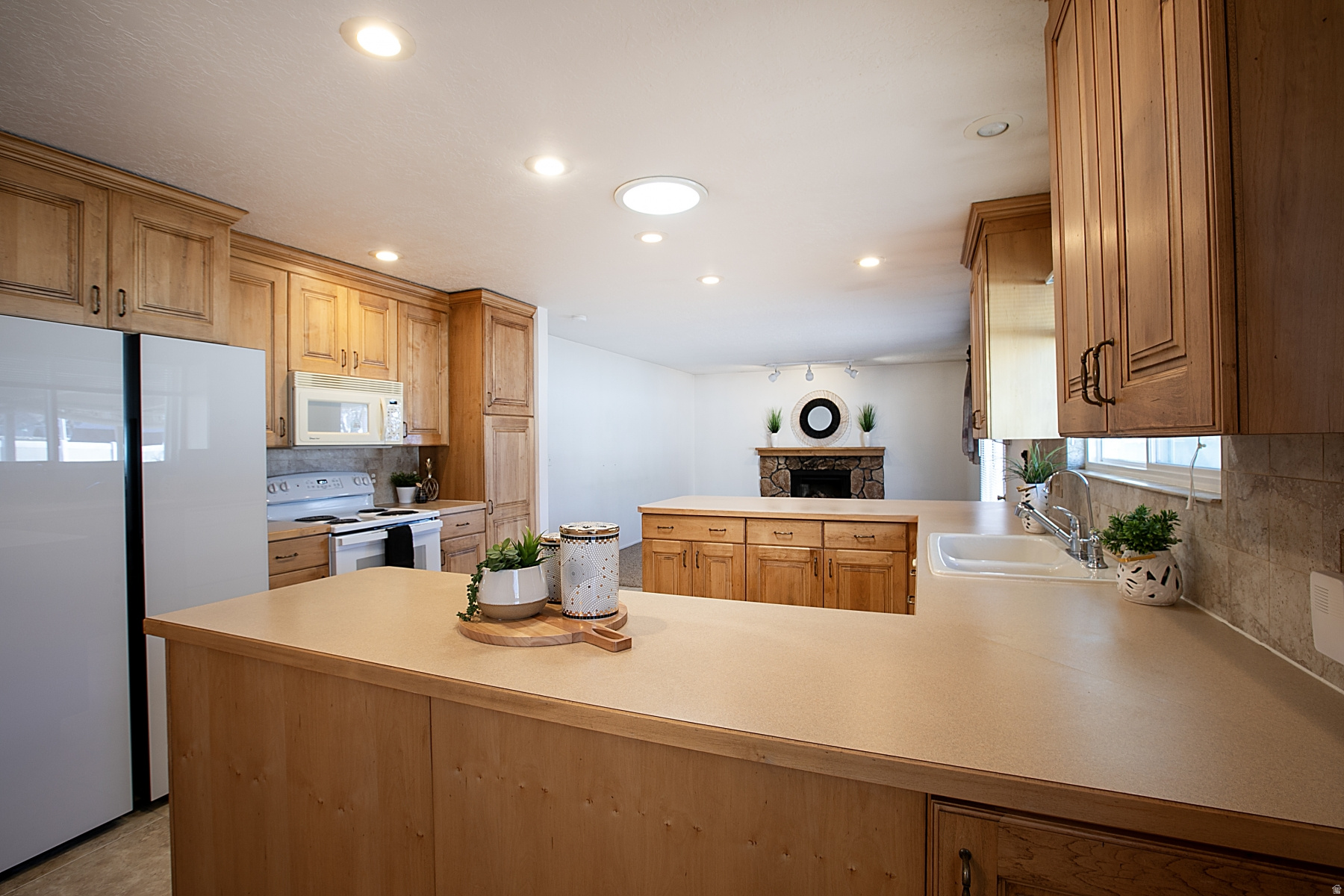 SCHORR ESTATES #2 - Residential