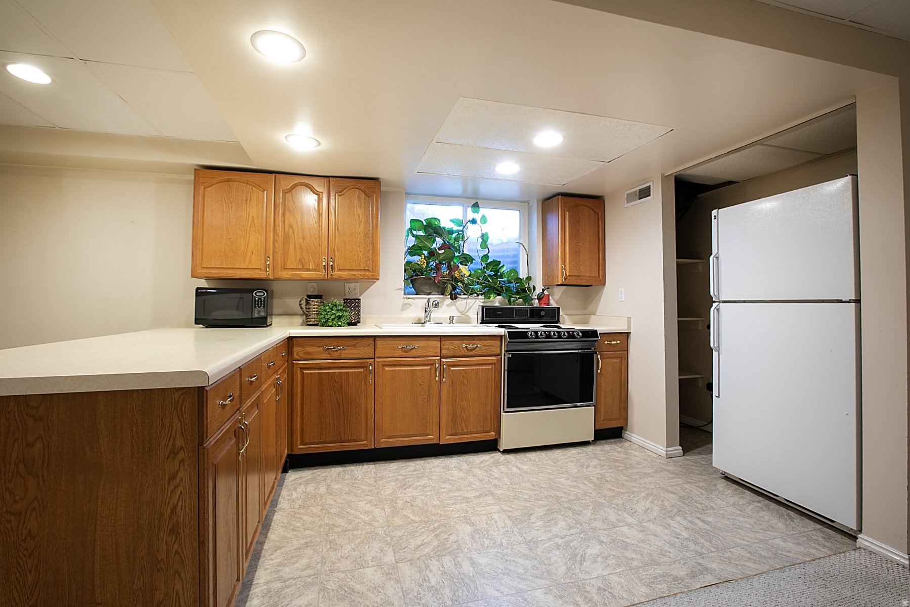 SCHORR ESTATES #2 - Residential