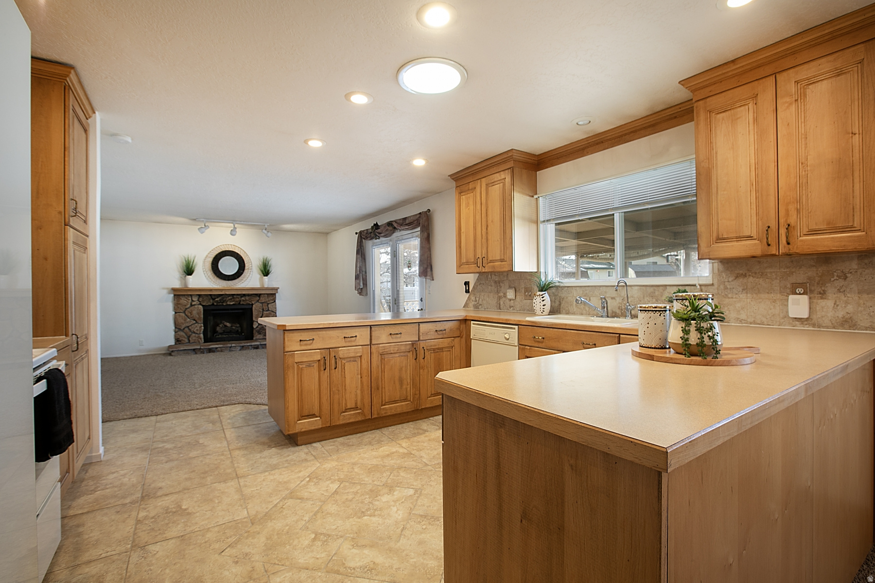 SCHORR ESTATES #2 - Residential