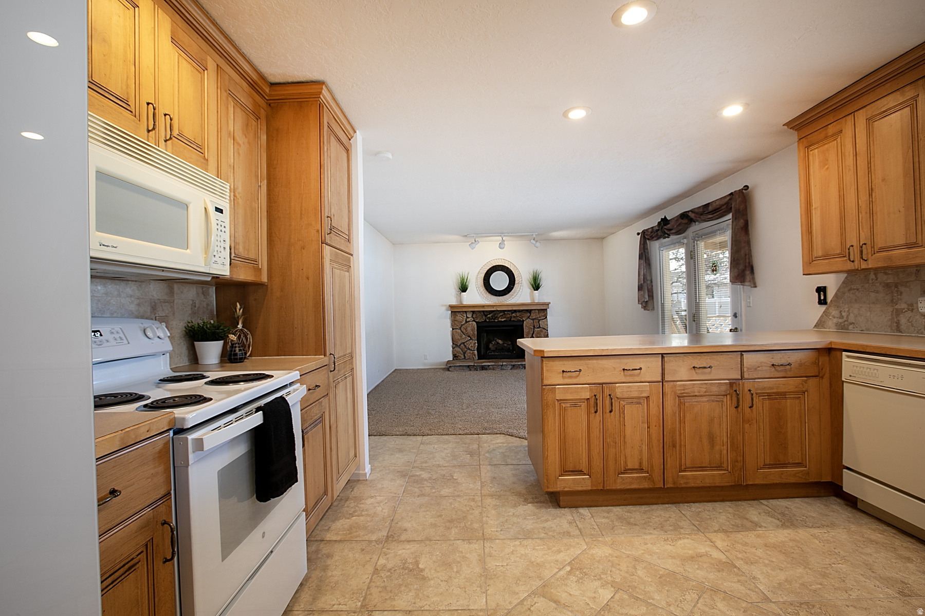 SCHORR ESTATES #2 - Residential