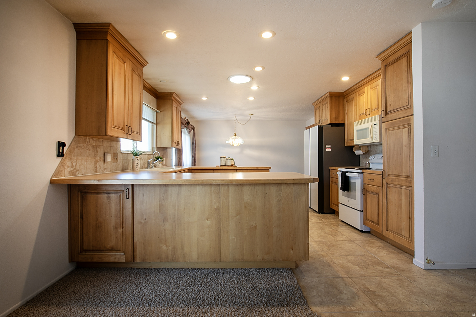 SCHORR ESTATES #2 - Residential