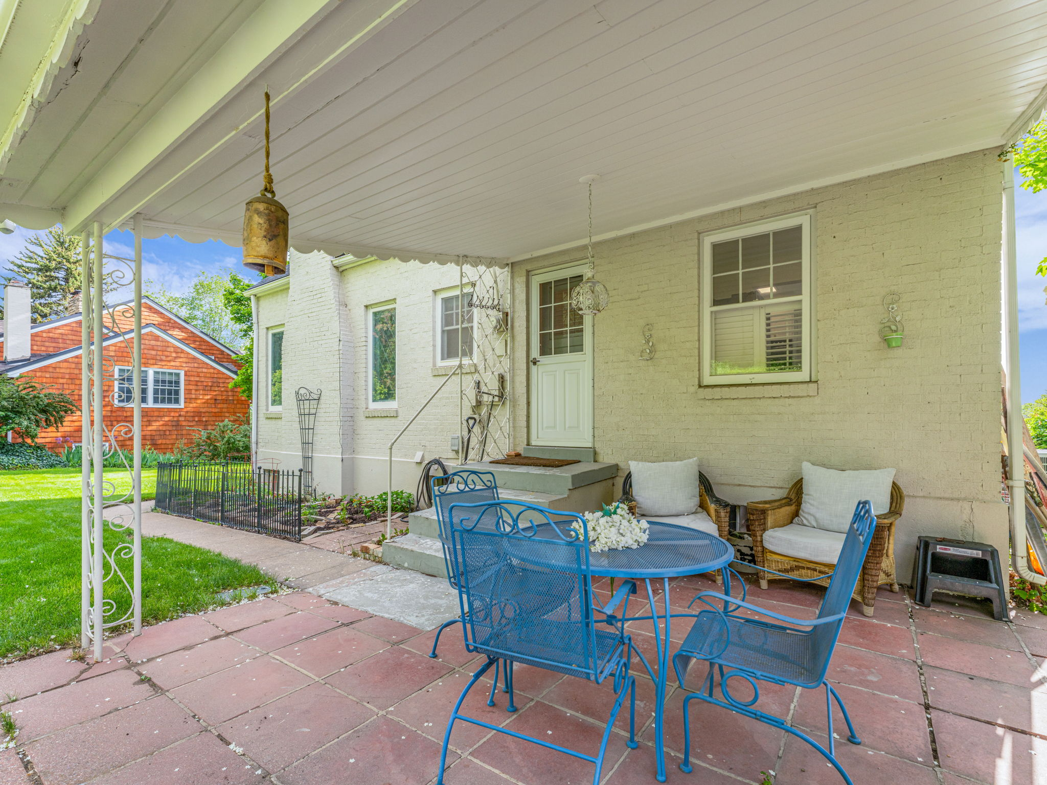 SUNNYSIDE PARK - Residential