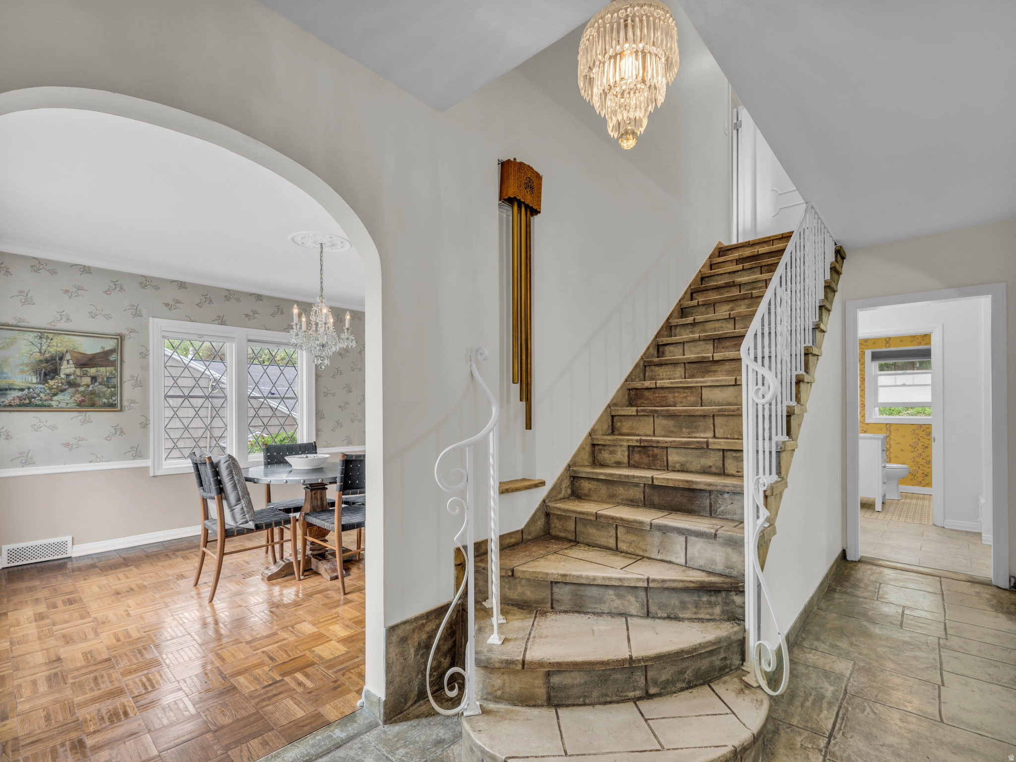 SUNNYSIDE PARK - Residential