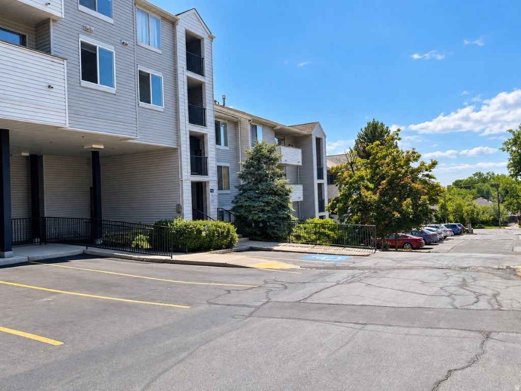 Photo of 531 S 900 E #A4, Salt Lake City, UT 84102 (MLS # 2184679)