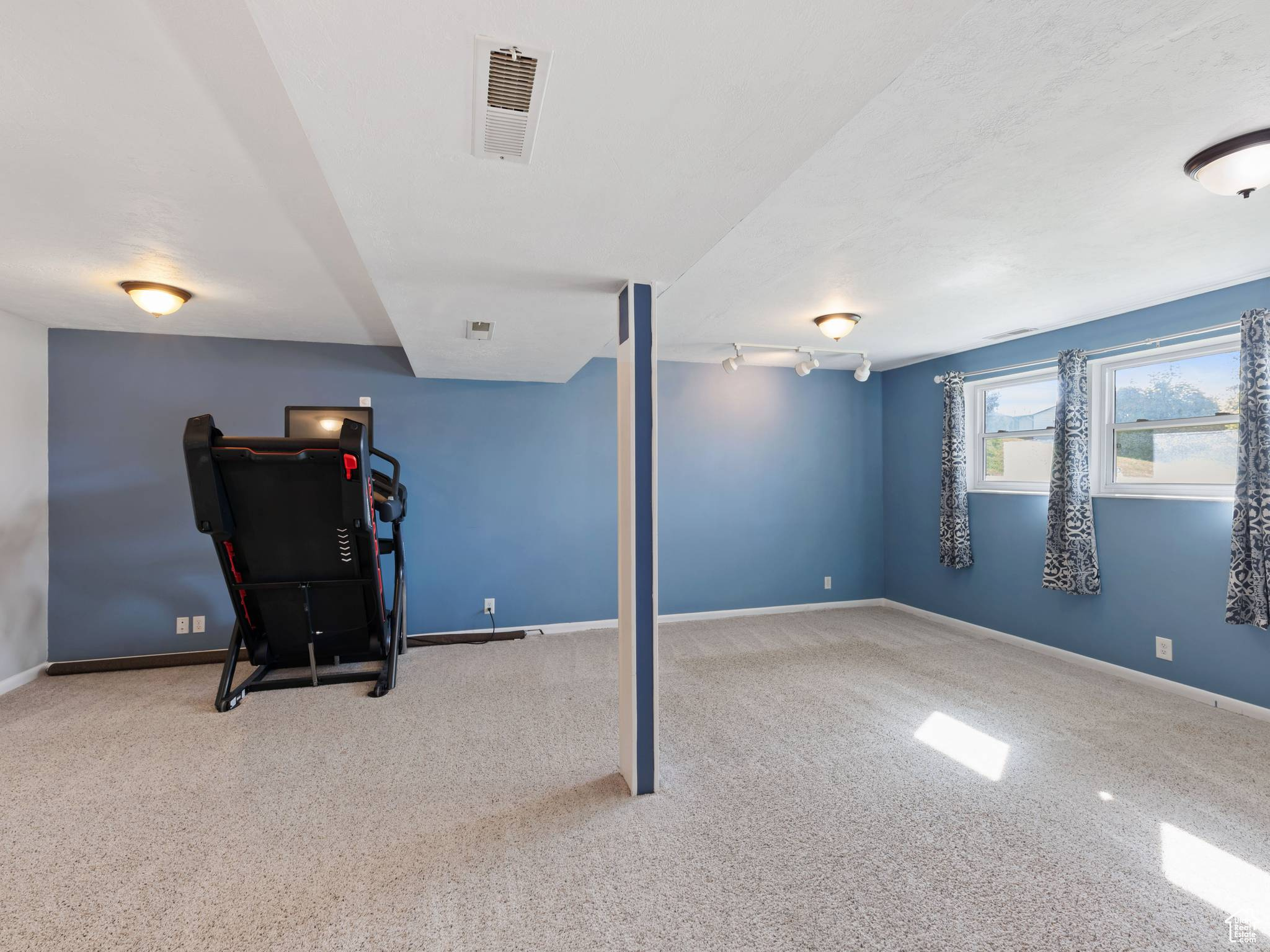 NALDER HEIGHTS - Residential