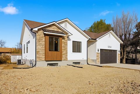 Tiny photo for 1254 W 8680 S, West Jordan, UT 84088 (MLS # 2125971)