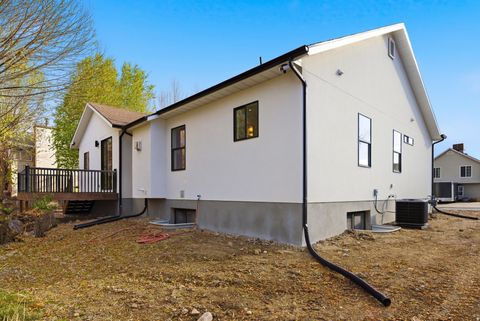 Tiny photo for 1254 W 8680 S, West Jordan, UT 84088 (MLS # 2125971)