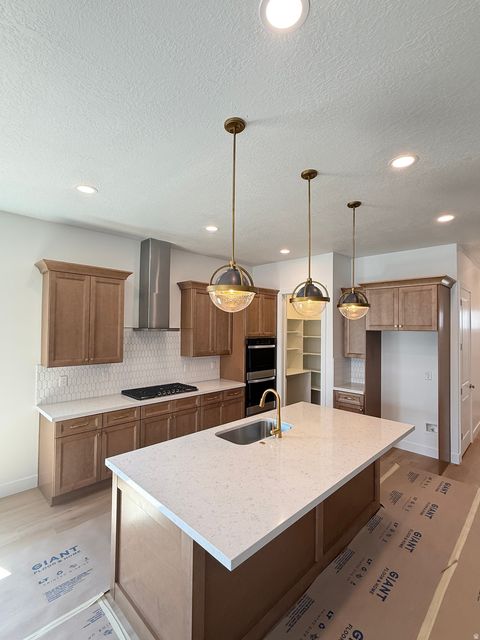 Tiny photo for 2177 W FORTUNE LN #451, Mapleton, UT 84664 (MLS # 2156843)