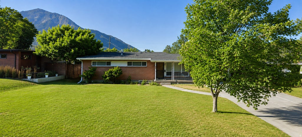 Photo of 3242 E BON VIEW DR, Salt Lake City, UT 84109 (MLS # 2183933)