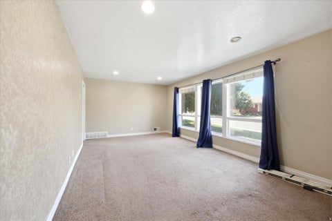 Tiny photo for 4372 S 375 E, Washington Terrace, UT 84405 (MLS # 2177553)