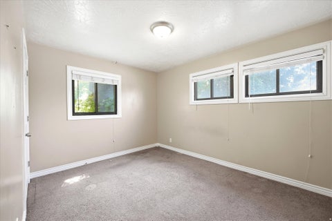 Tiny photo for 4372 S 375 E, Washington Terrace, UT 84405 (MLS # 2177553)