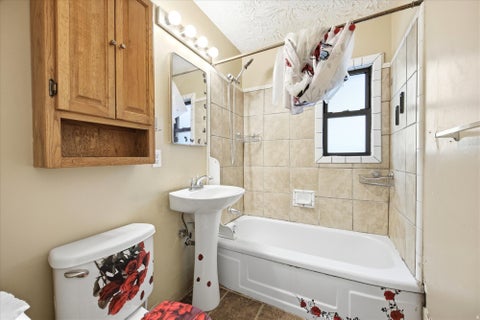 Tiny photo for 4372 S 375 E, Washington Terrace, UT 84405 (MLS # 2177553)