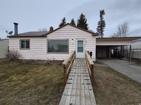 Homes For Sale - 722 Adams St<br/> Montpelier, ID 83254