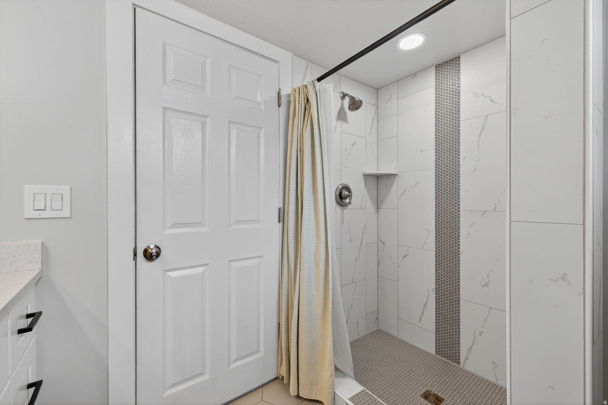 NOB HILL - Residential