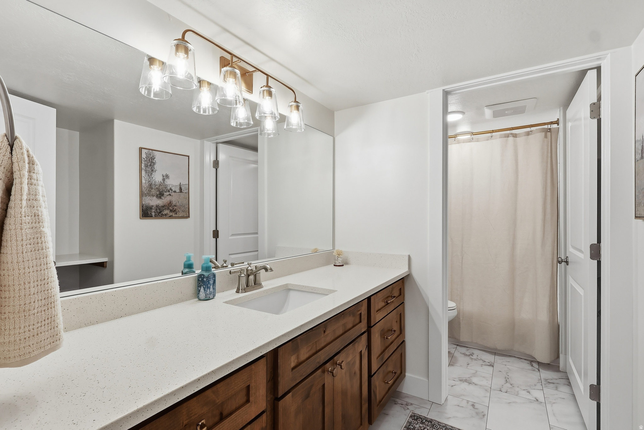 SUNSET RIDGES - Residential