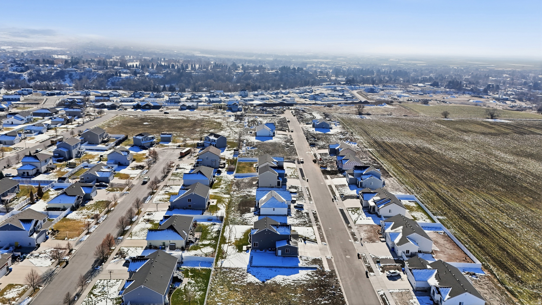 SUNSET RIDGES - Residential