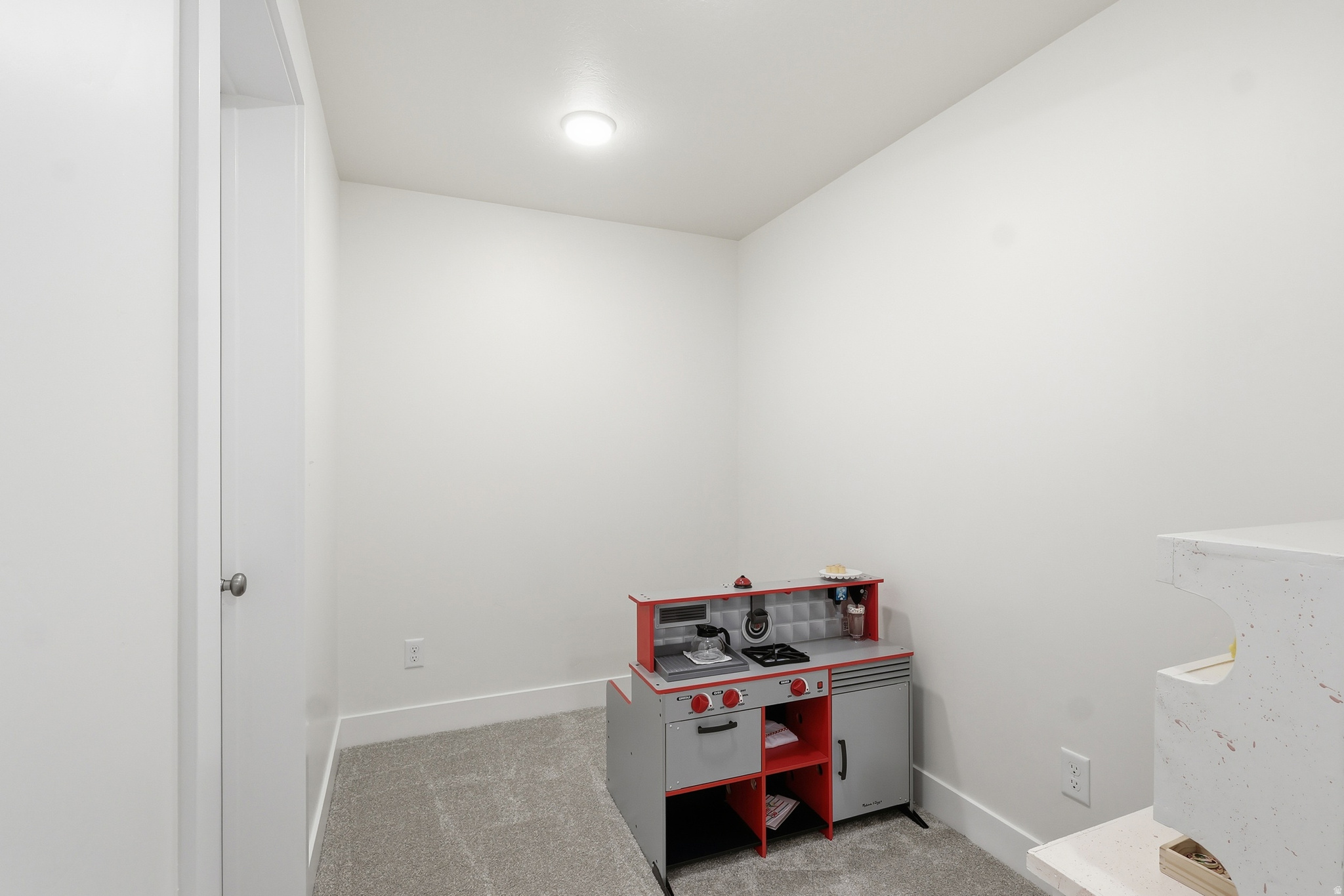 SUNSET RIDGES - Residential