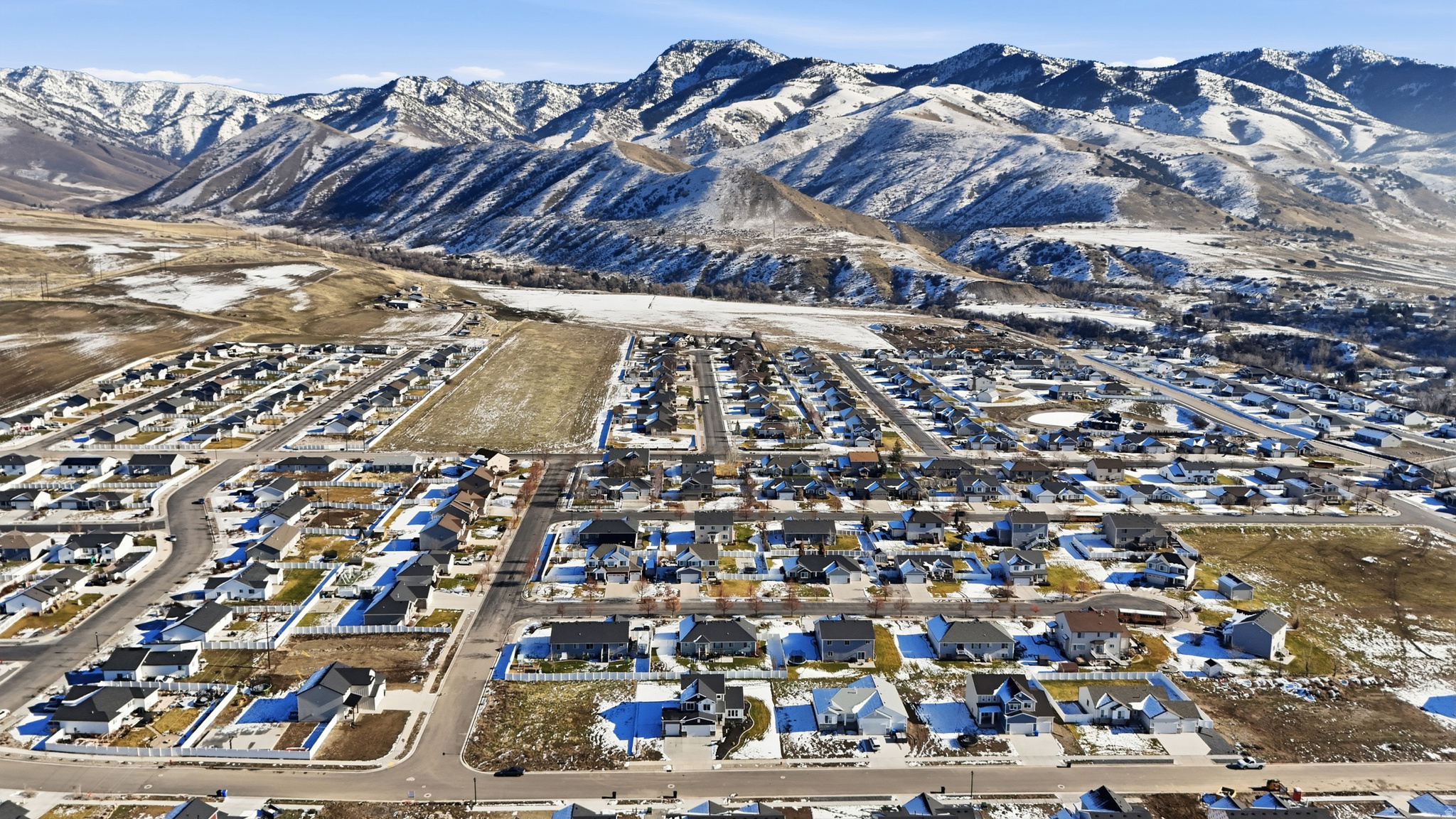 SUNSET RIDGES - Residential