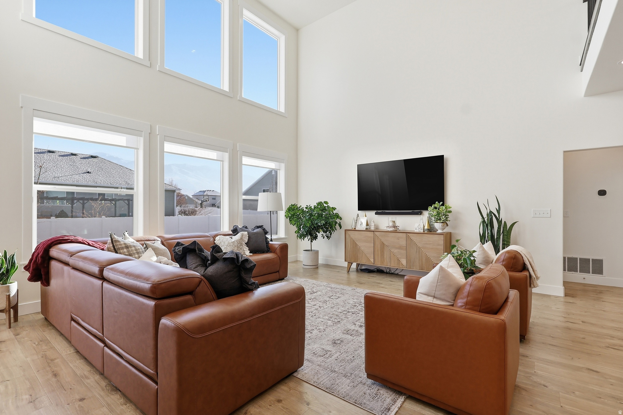 SUNSET RIDGES - Residential