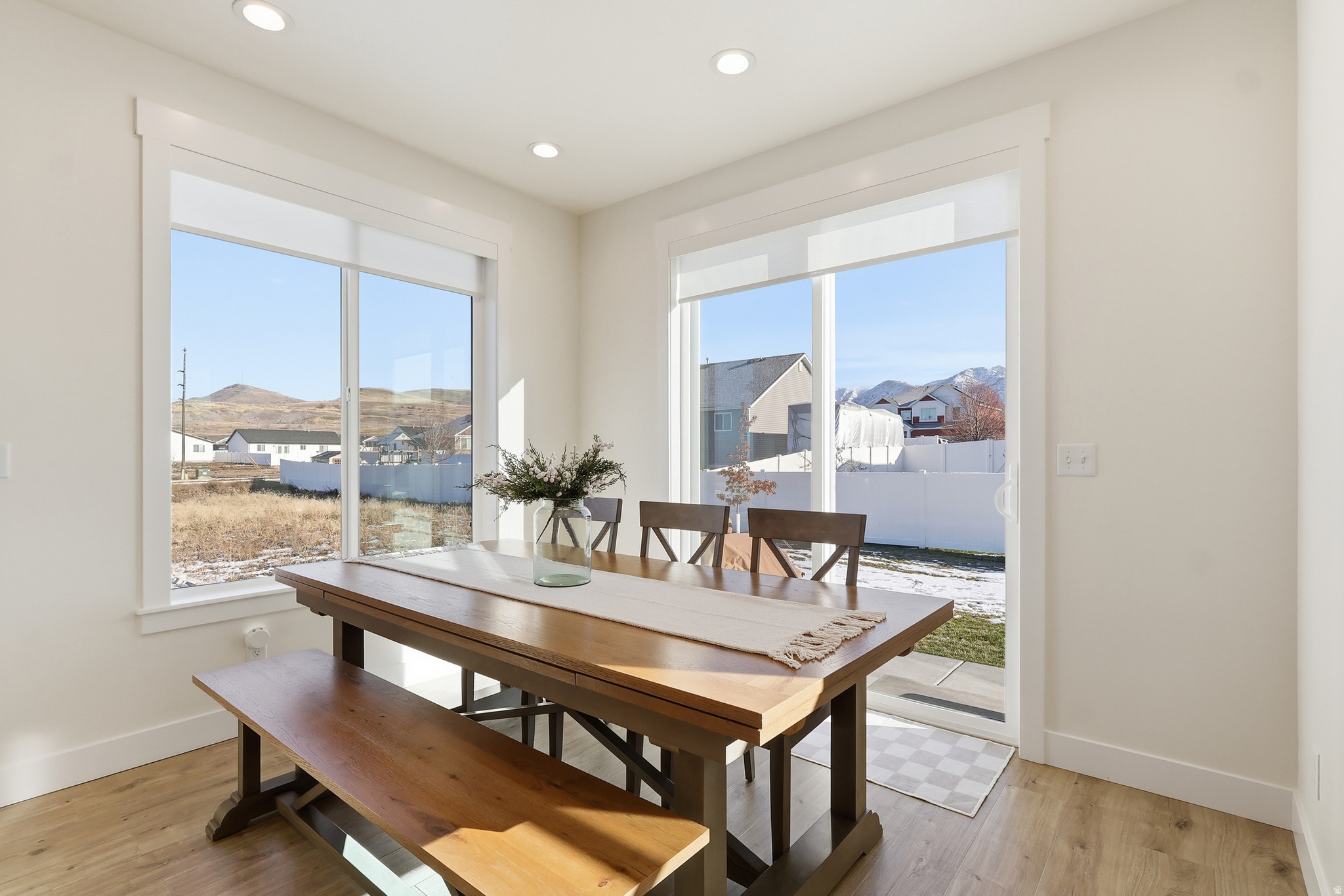 SUNSET RIDGES - Residential