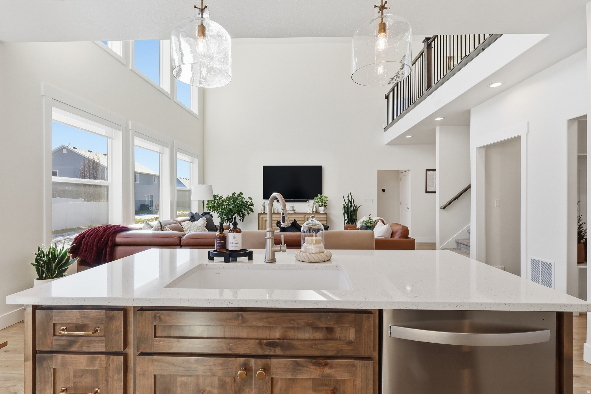 SUNSET RIDGES - Residential