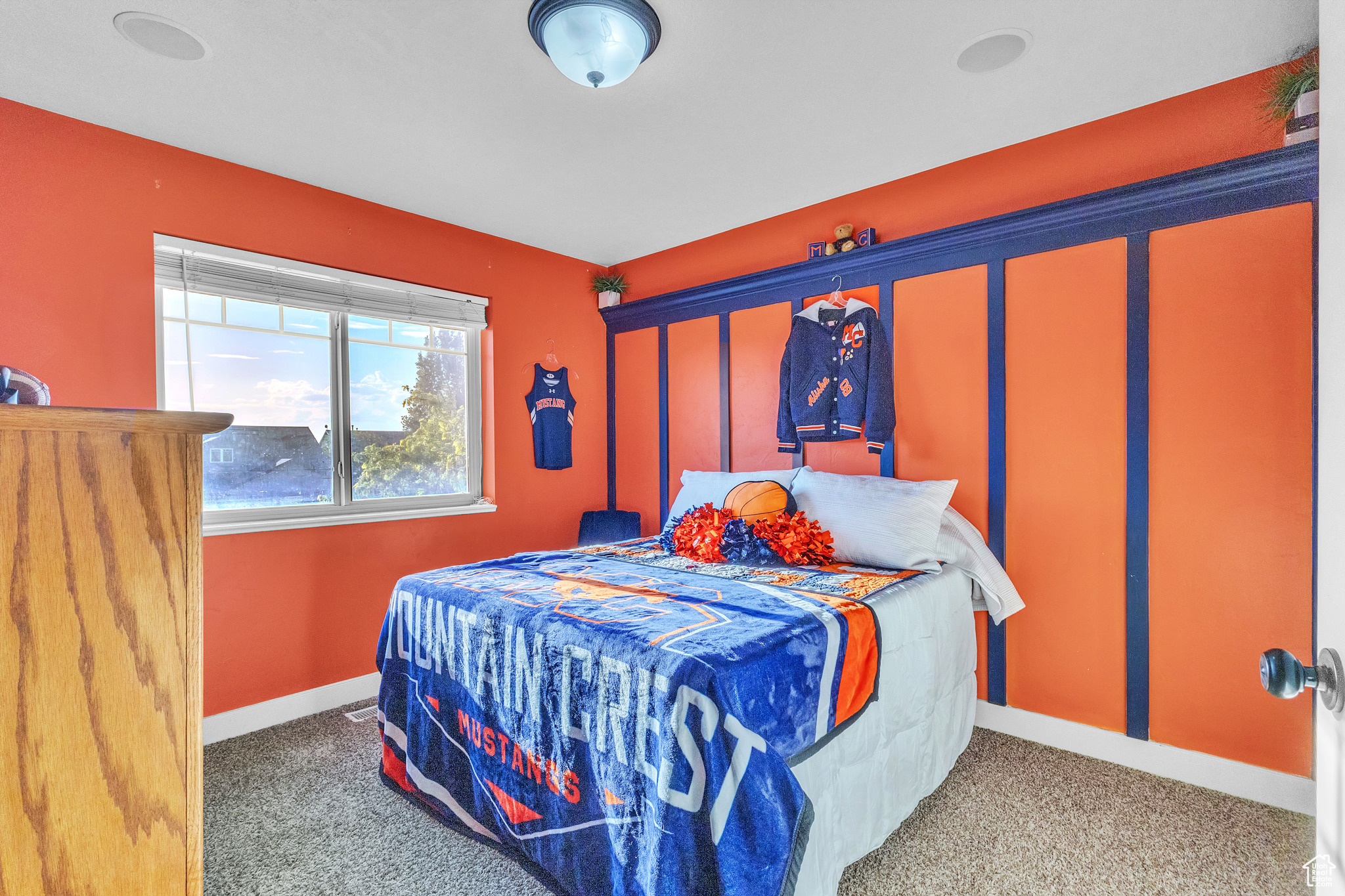 SOUTHRIDGE ACRES - Residential