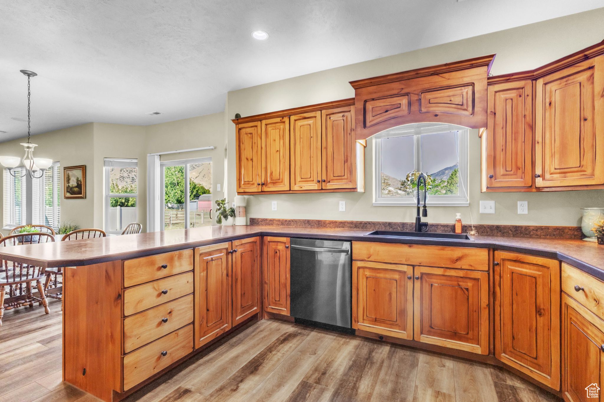 SOUTHRIDGE ACRES - Residential