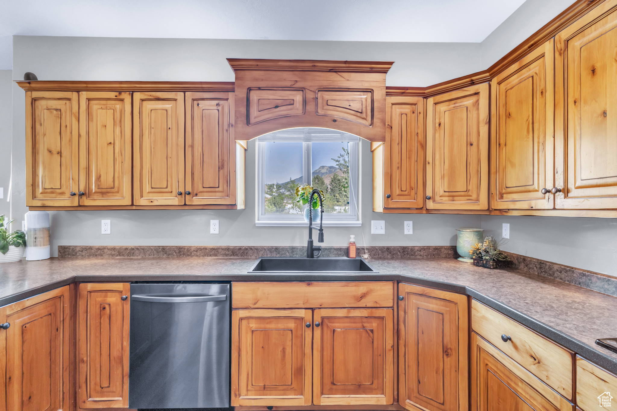 SOUTHRIDGE ACRES - Residential