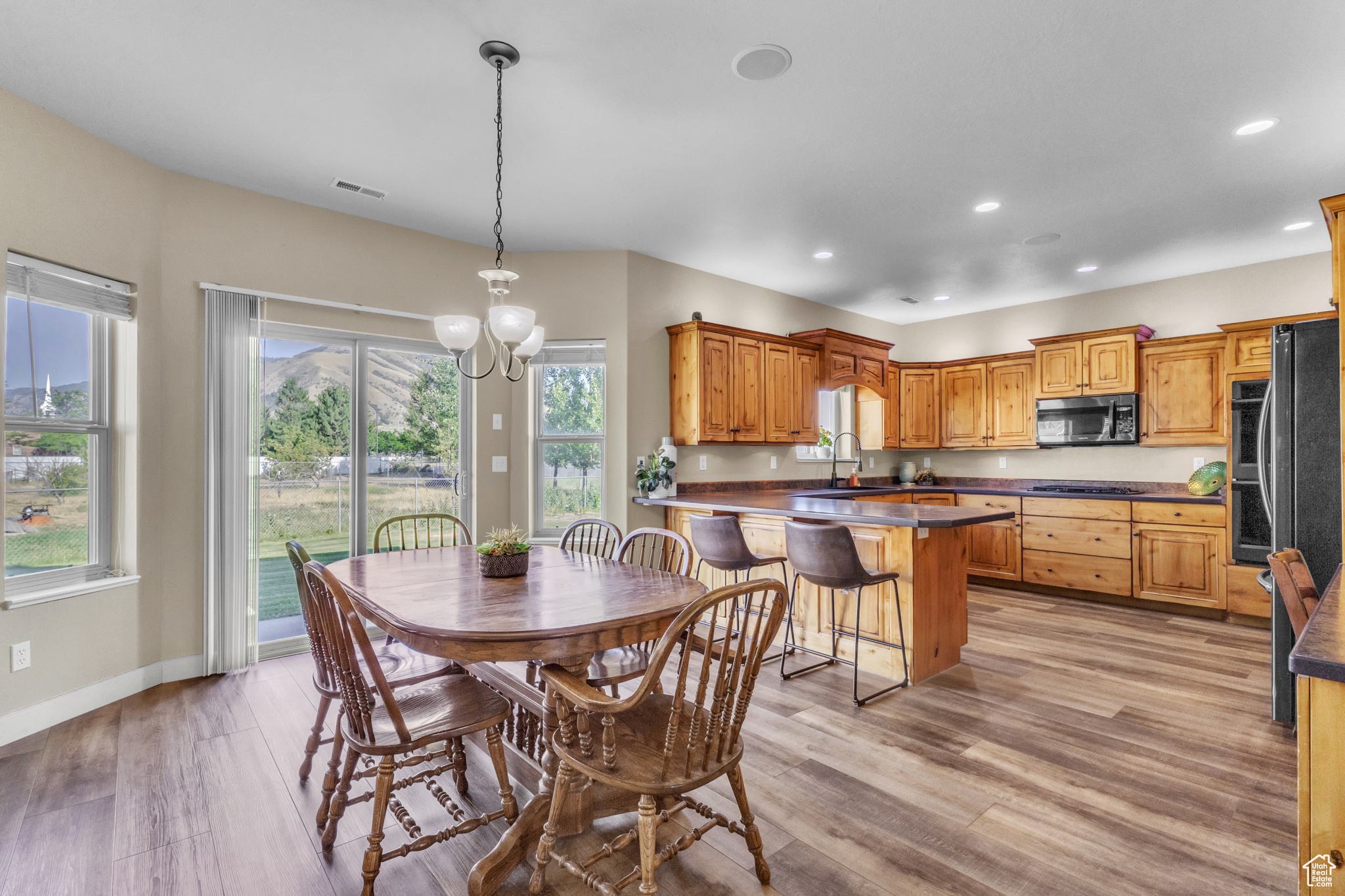 SOUTHRIDGE ACRES - Residential