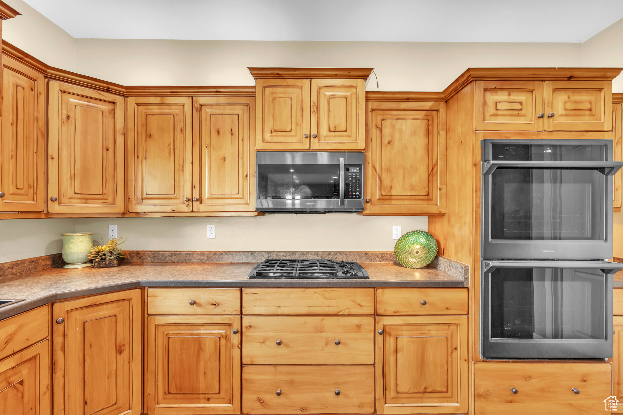 SOUTHRIDGE ACRES - Residential