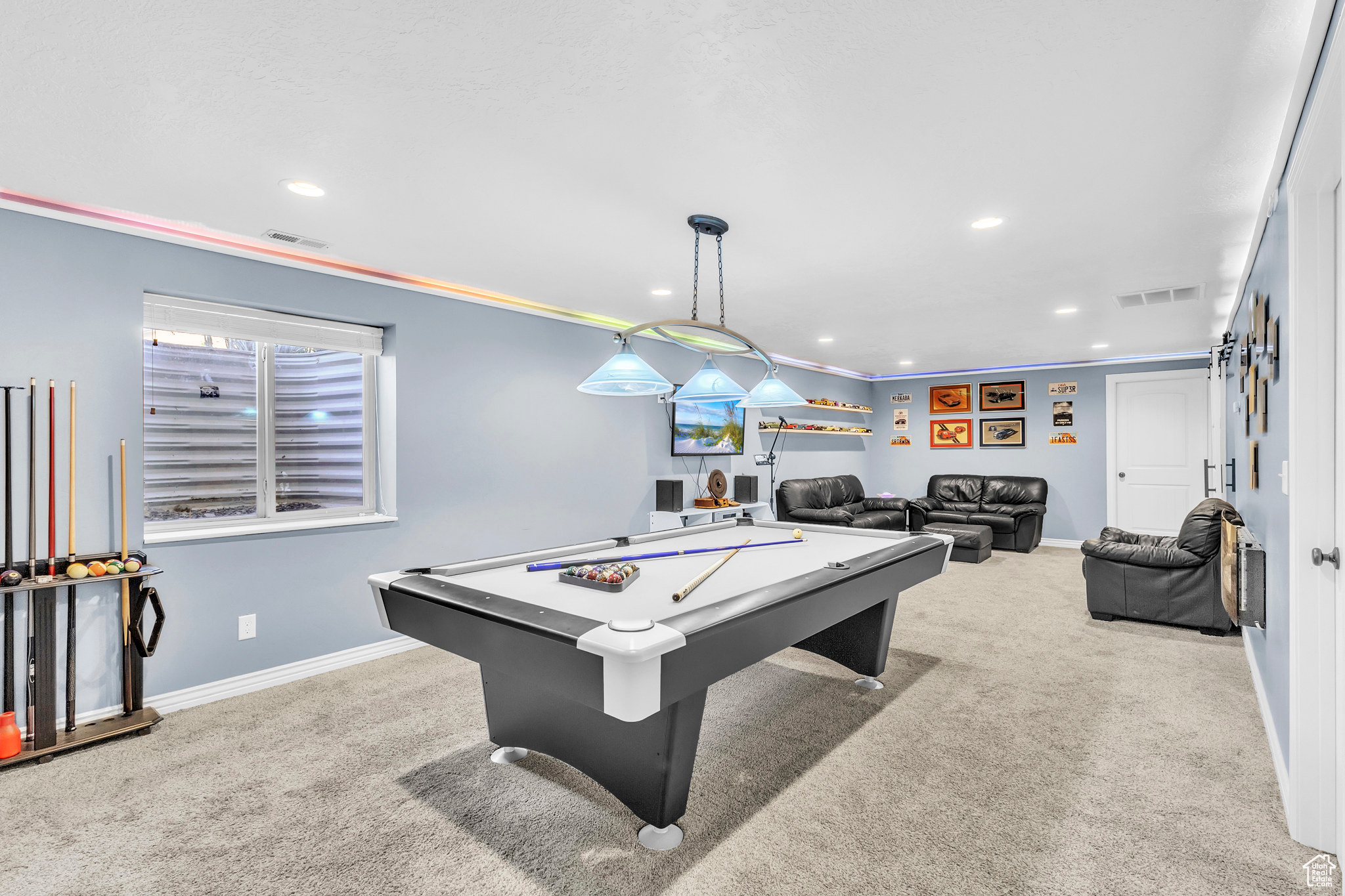 SOUTHRIDGE ACRES - Residential