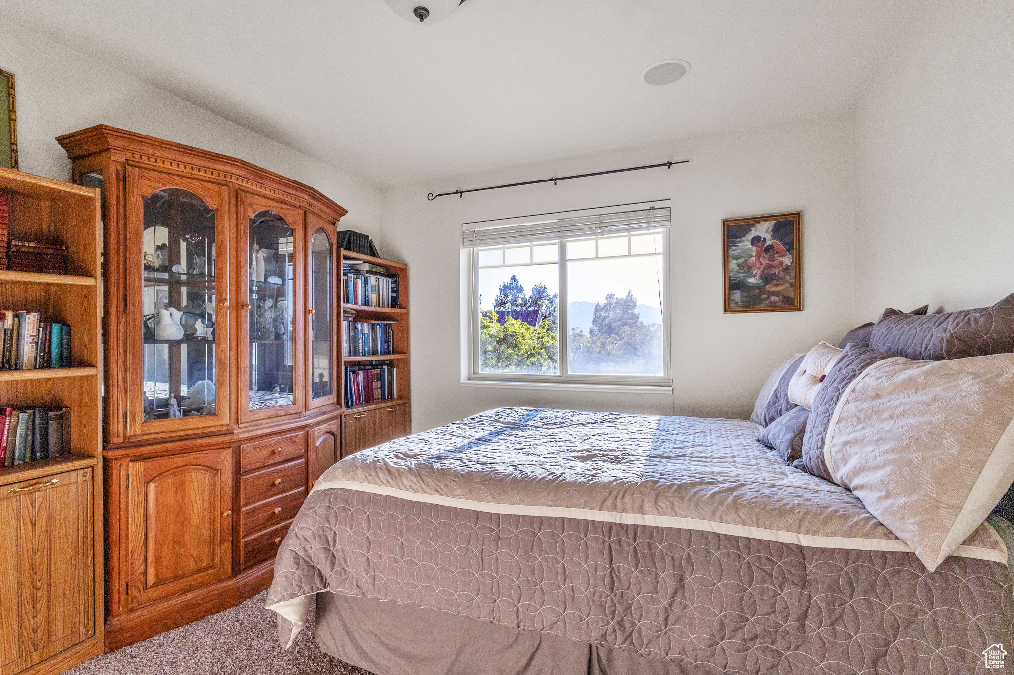 SOUTHRIDGE ACRES - Residential