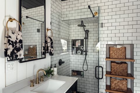 Tiny photo for 957 FIRST AVE, Salt Lake City, UT 84103 (MLS # 2135321)