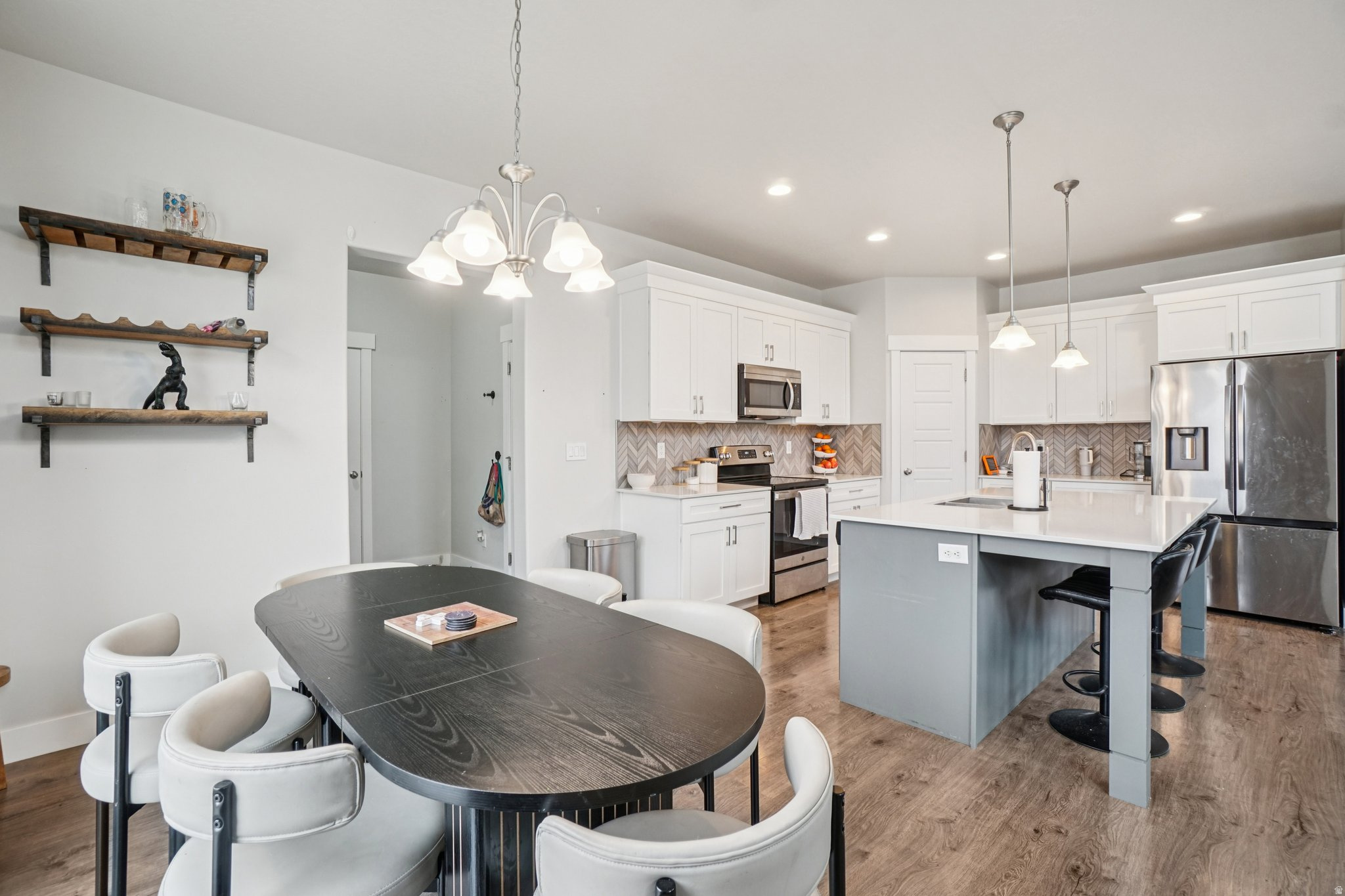 GRAYSTONE - Residential