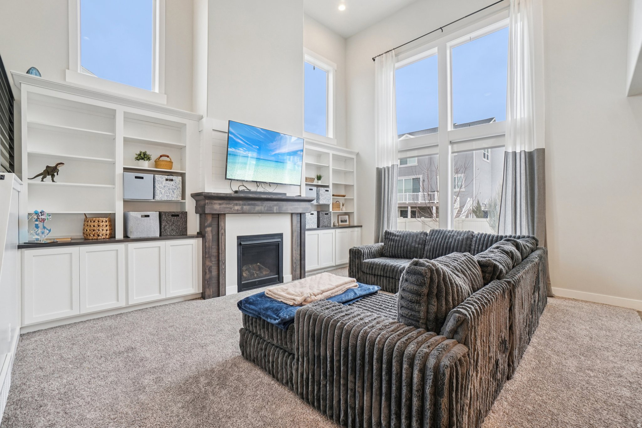 GRAYSTONE - Residential