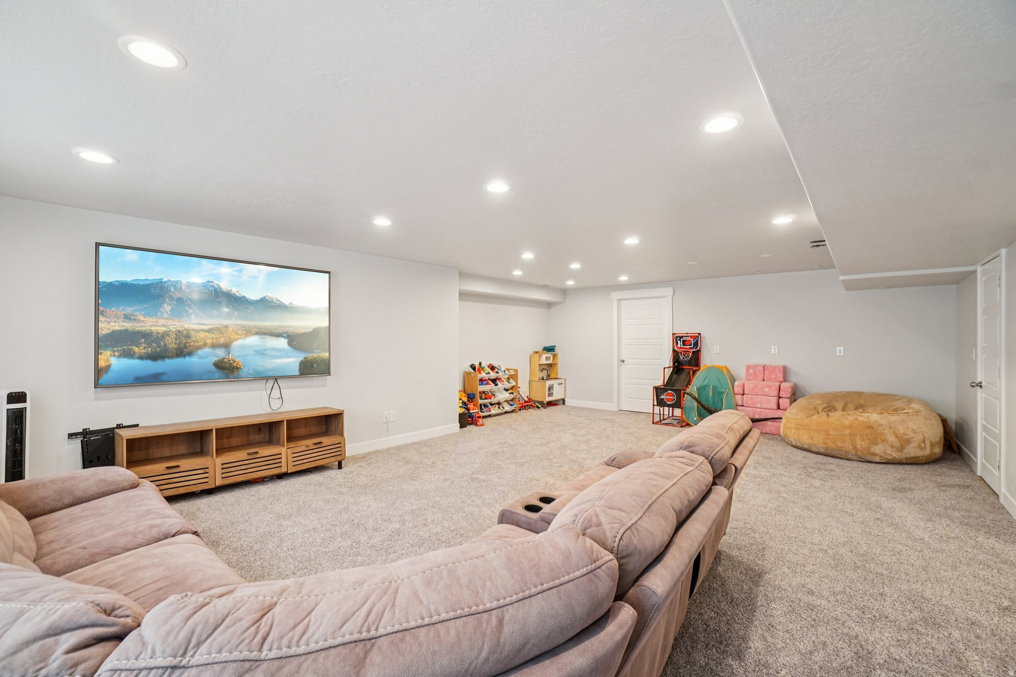 GRAYSTONE - Residential