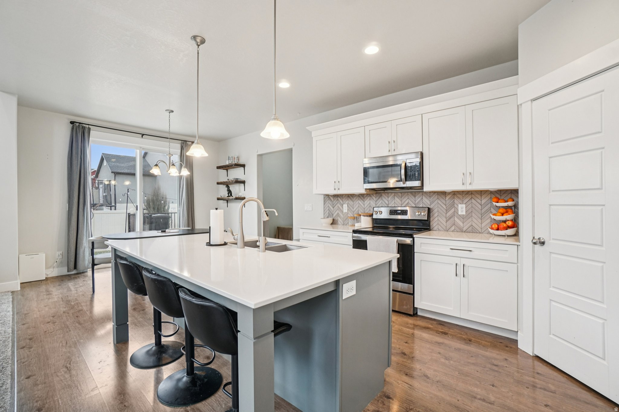 GRAYSTONE - Residential