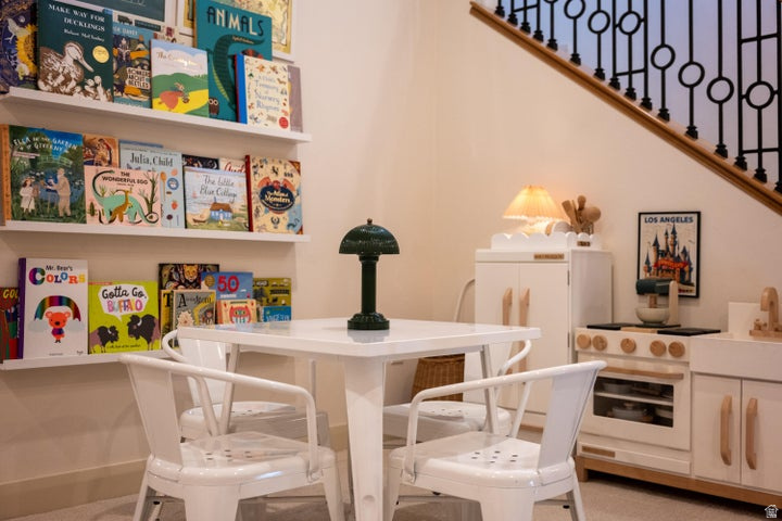 STONE CLIFF 1 - Residential