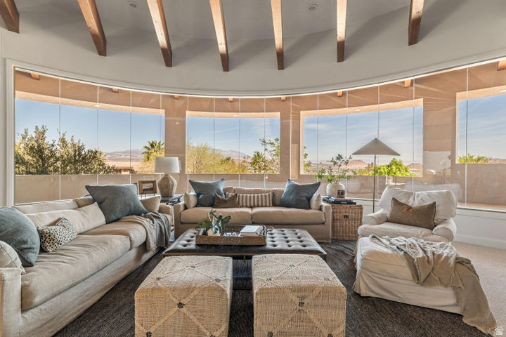 STONE CLIFF 1 - Residential