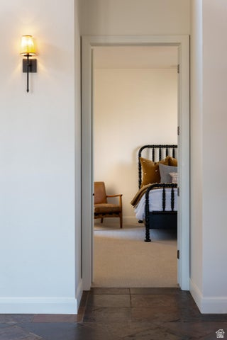 STONE CLIFF 1 - Residential