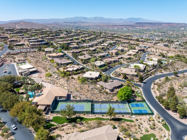 STONE CLIFF 1 - Residential