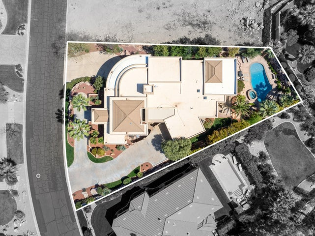 STONE CLIFF 1 - Residential