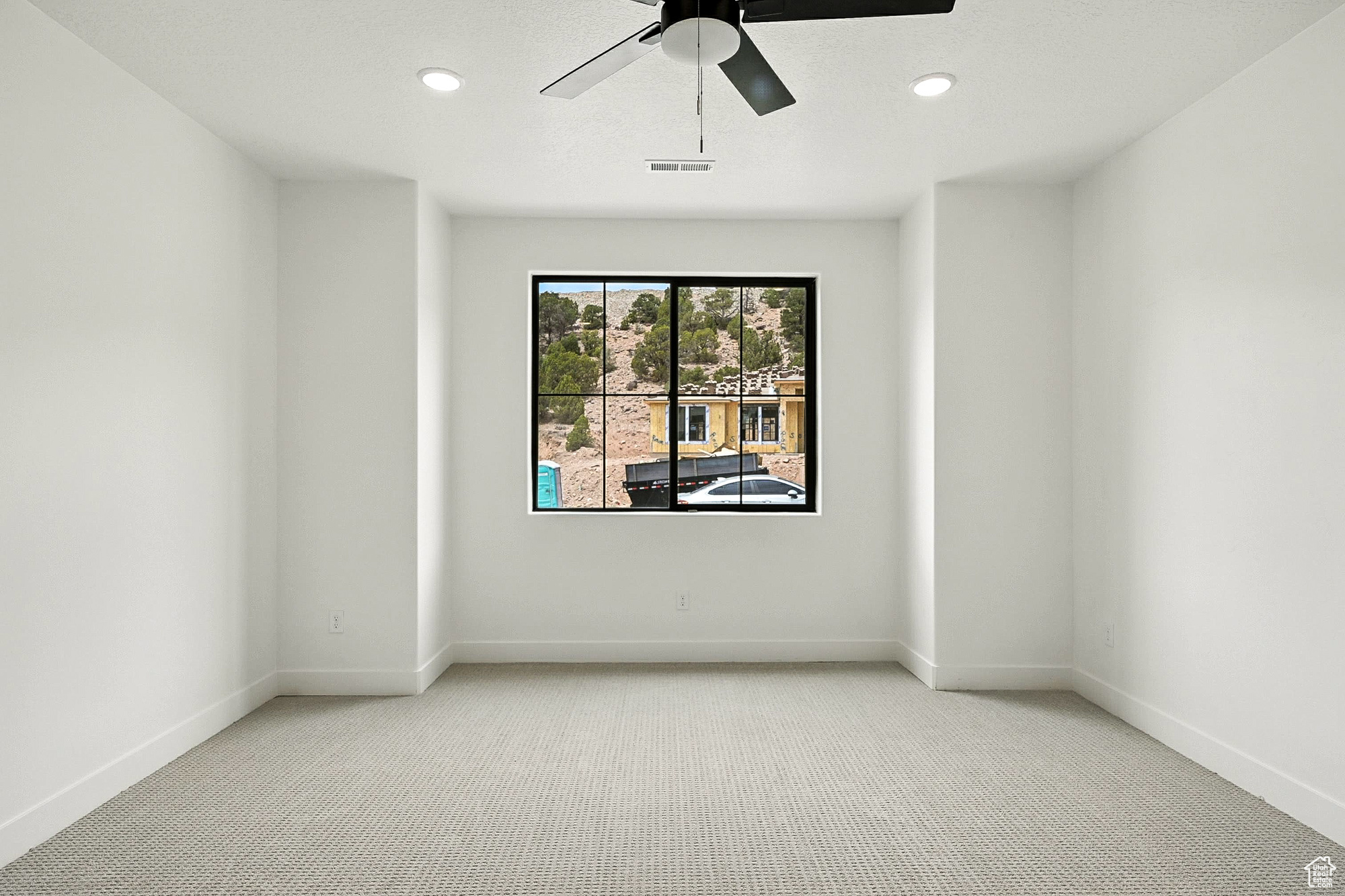 SADDLEBACK RIDGE - Residential