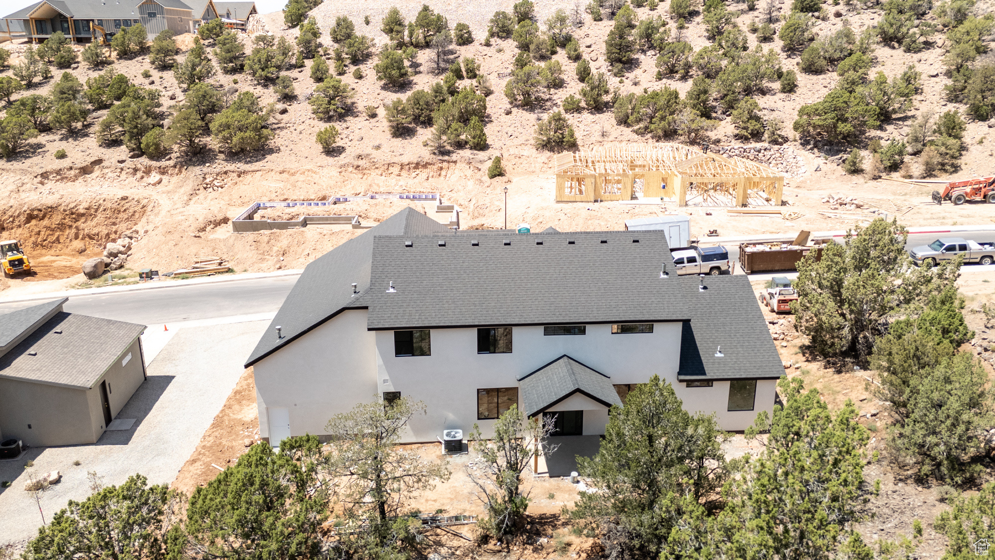 SADDLEBACK RIDGE - Residential