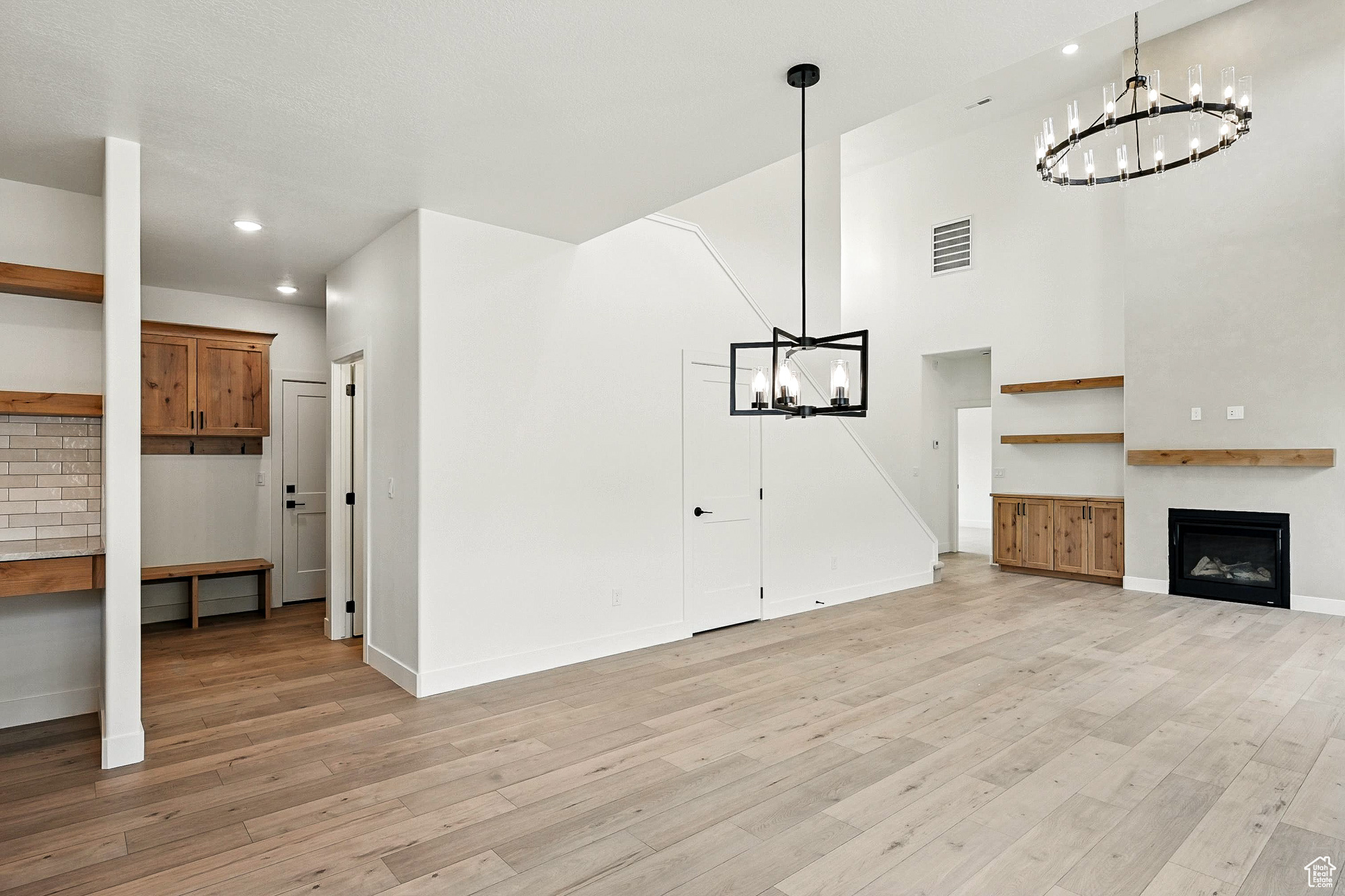 SADDLEBACK RIDGE - Residential
